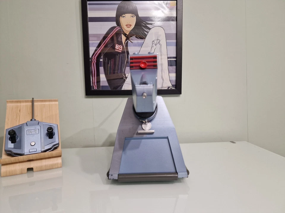 Dr Who Remote Control K9 Fab Mancave Shelf Filler Talking Point &Remote Control - Image 3 of 4