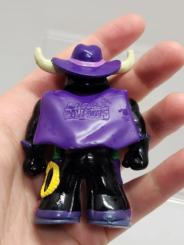 Figura de acción de juguete Kid Stuff Cowboys of Moo Mesa 1999 toro enmascarado forajido 3" Foto 3 de 4