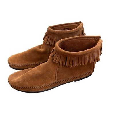 NEW Womens Minnetonka Moccasin Back Zip Hardsole Boot Brown Size 9.5
