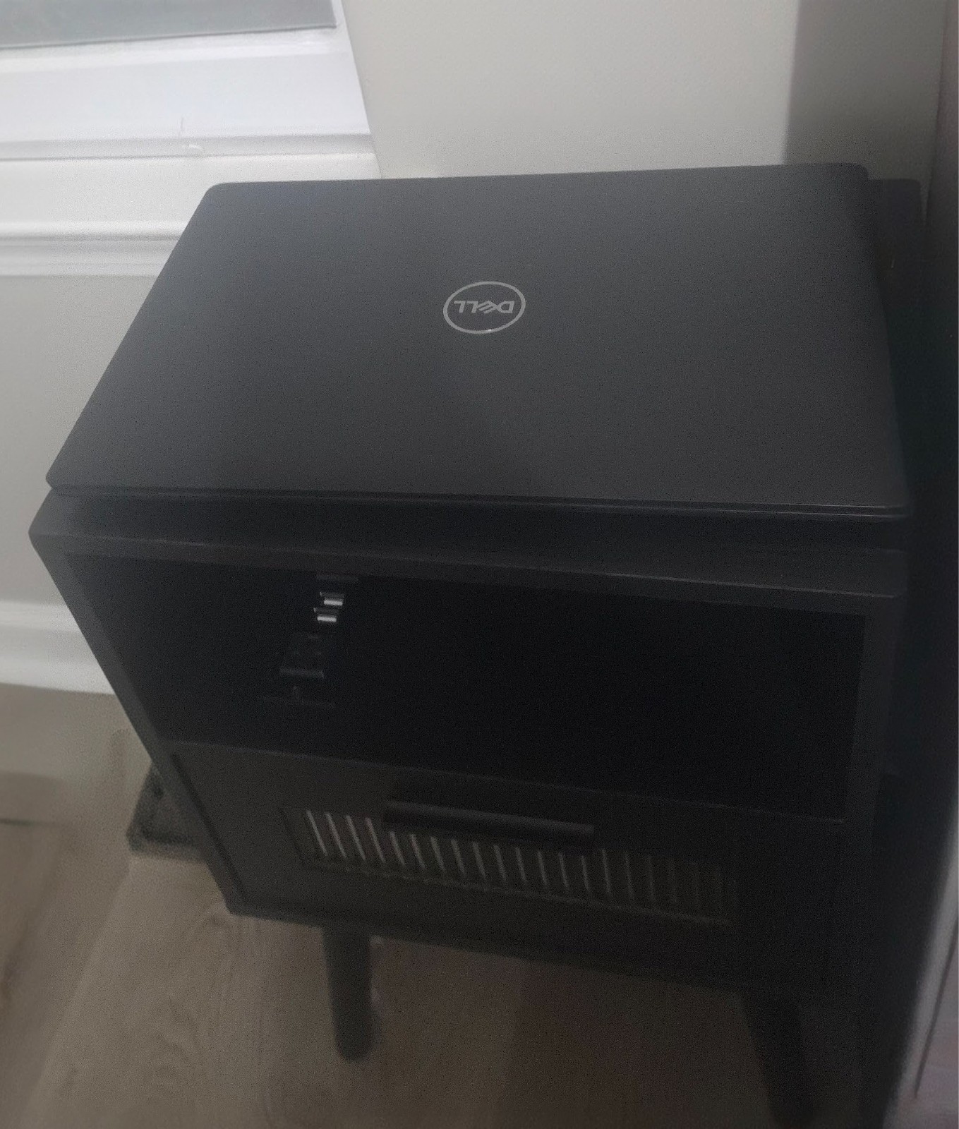 Dell Latitude 3520, 15-Inch Laptop, with Intel Core i5 11th Gen, 256 GB SSD (Solid State Drive)