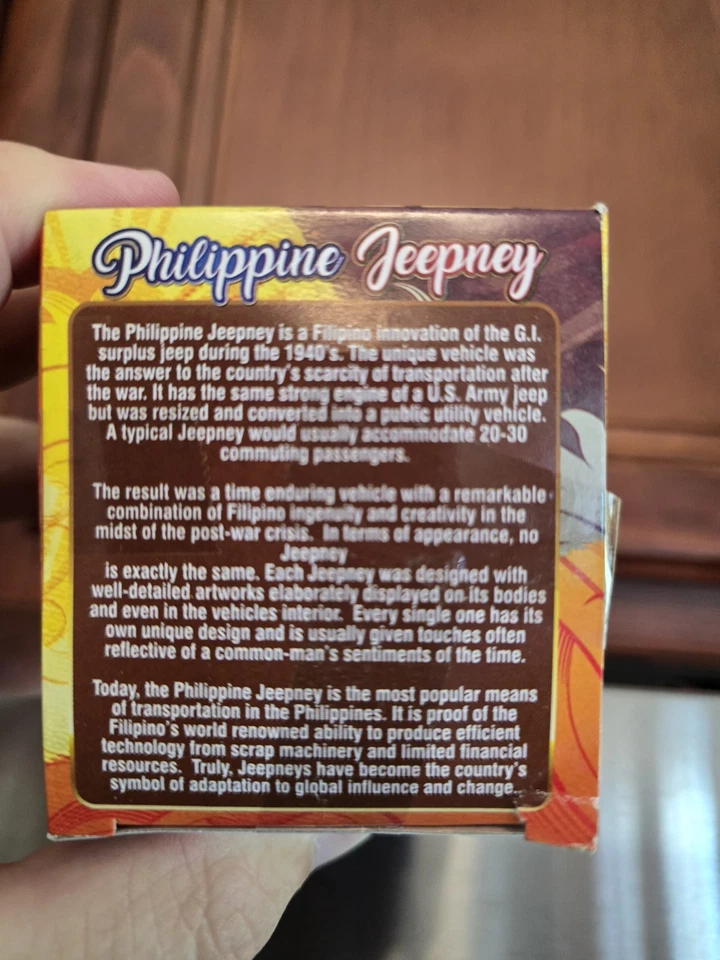 NEW Philippine Jeepney Metal Die Cast Special Gold Edition NEW 2.8" Souvenir - Image 3 of 4