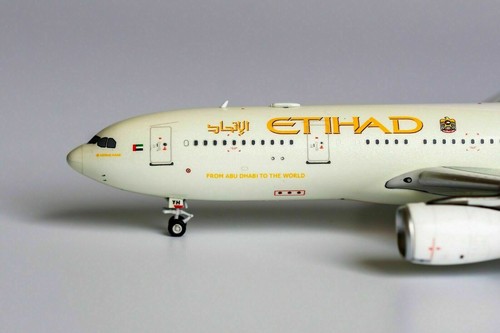 1:400 NG Model Etihad Airways A330-200 A6-EYH n/c - Picture 2 of 5