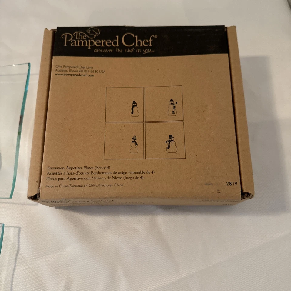 Pampered Chef Snowmen glass plates Square Appetizer Set of 4 #2819 NEW in Box - Image 2 of 3