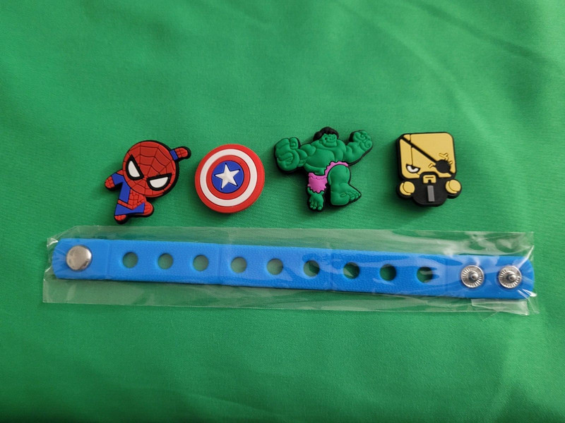 Kid Silicone Charm Bracelet w/4 Charms Cute Heroes Fun Gift Clogs Accessory AB