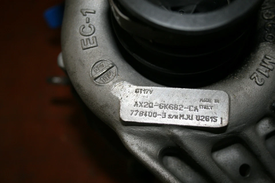 Turbolader Original  AX2Q-6K682-CA für Jaguar XJ XF X351 3.0 diesel  Turbo  - Bild 4 von 4