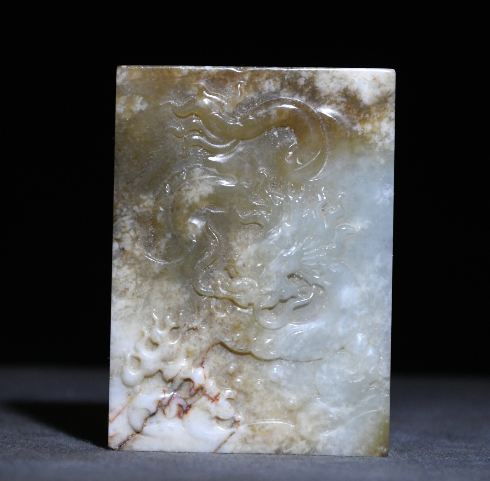 Old Chinese Dynasty Natural Hetian Jade Carve Feng Shui Dragon Amulet Pendant