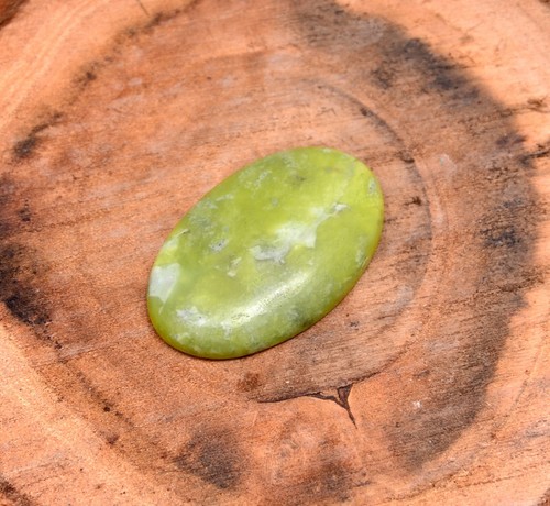70.70 Carat Natural Green Vessonite Oval Gemstone, for Pendant jewelry Making - Picture 4 of 6