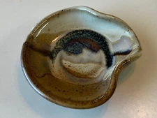 Vintage Ceramic Glazed Pottery Handmade Signed Cigar / Cigarette Ashtray MINTY