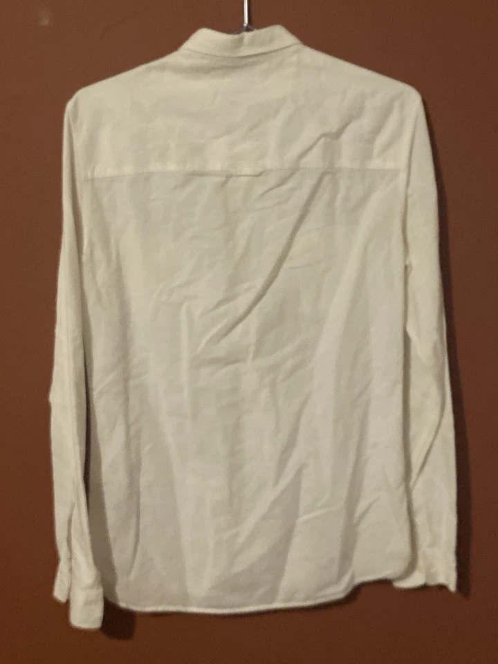 Camisa informal Burberry Brit para hombre de lino blanca con botones manga larga Foto 4 de 4