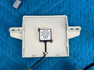 Lexus LX570 Land Cruiser Navigation Antenna 10k 86860-60300 2013