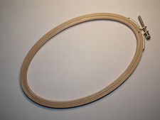 Stickrahmen oval aus Holz 20 cm x 12 cm Sticken Stickgarn Stellschraube
