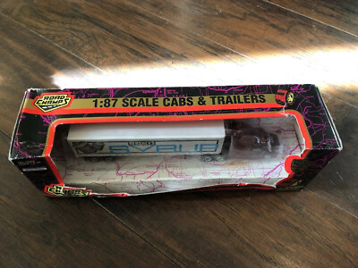 1996 ROAD CHAMPS 1:87 Scale Cabs And Trailers Hershey s Syrup