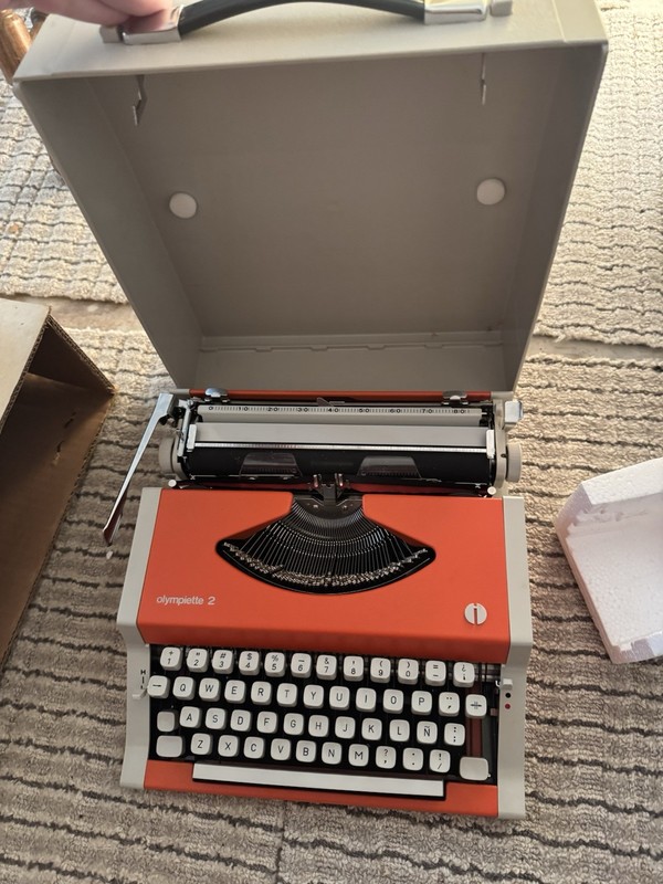 NEW Olympia Olympiette 2 Typewriter
