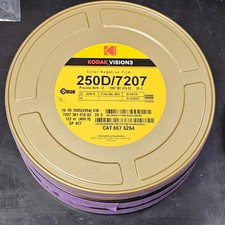 Kodak Vision3 16mm 250D/7207 Film - 400ft Roll