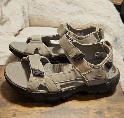 SKECHERS GOODYEAR Men s Sport Sandals Beige/Black Hook & Loop US 10 EU 43.5