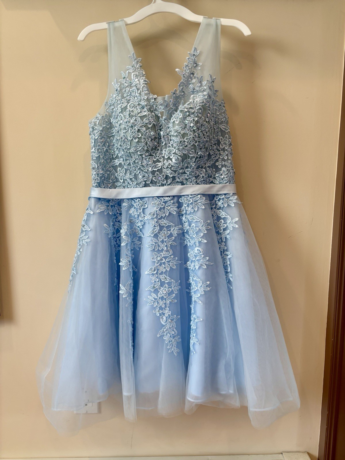 Elegant Semi-Formal Cocktail Dress for Girls-image