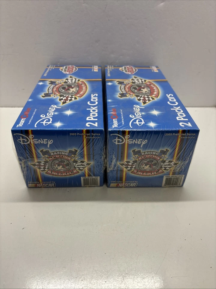 2-Team Caliber 2-Pack Disney Daytona 500 (Mickey Mouse-Minnie Mouse) - Image 4 of 4