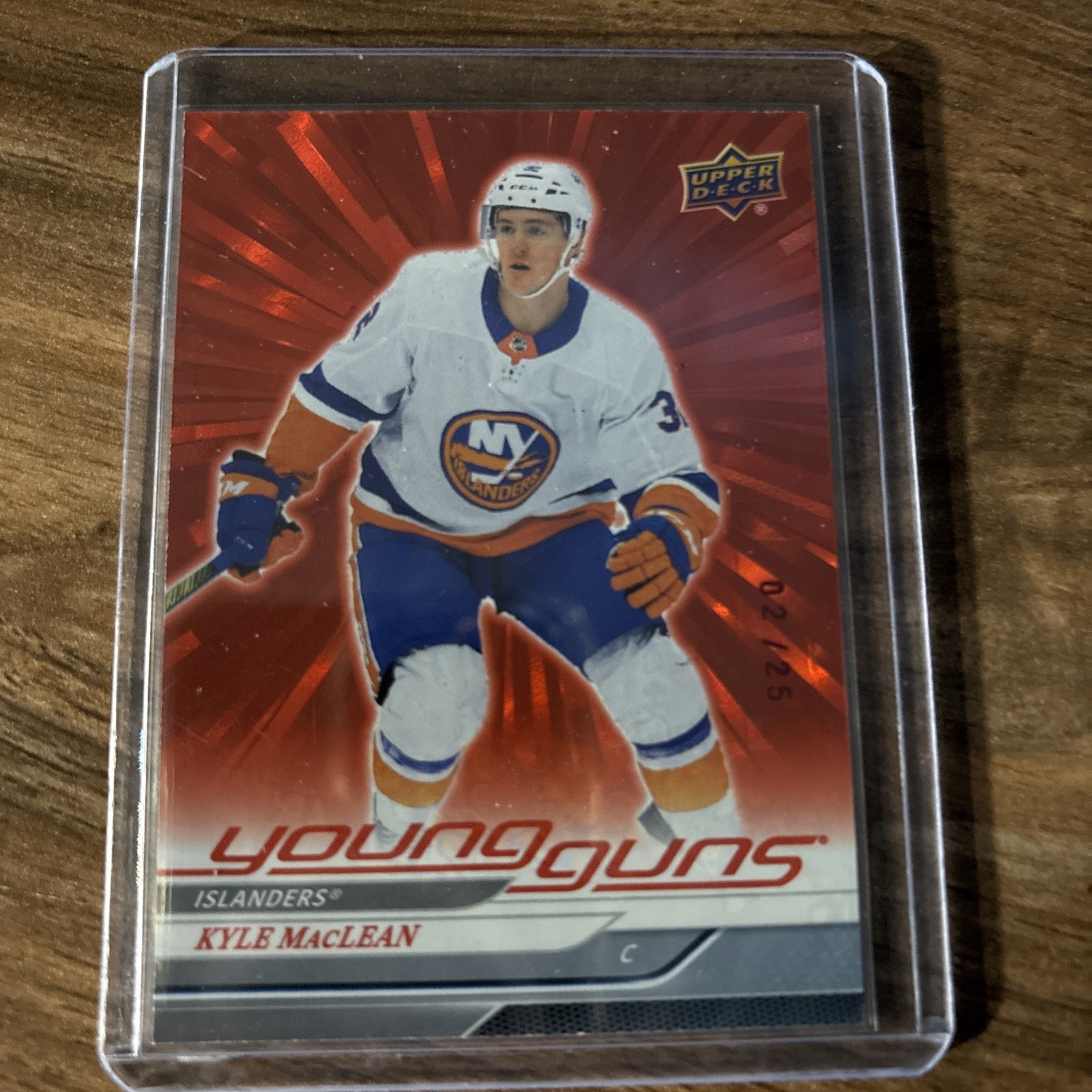 2024 Upper Deck Series 1 Young Guns Outburst Red /25 Kyle MacLean #204 Rookie RC