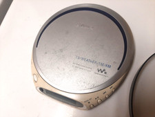 Sony D-FJ210 FM/AM Walkman CD Player G-Protection w headset Works distressed