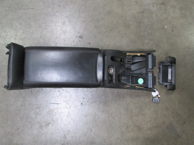 Maserati Quattroporte, Front Center Console, Black, Used, P/N 981342000