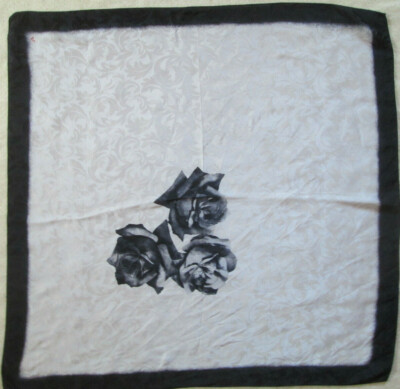 - Schal ROCCOBAROCCO Seide TBEG Vintage Scarf 85 x 86 cm