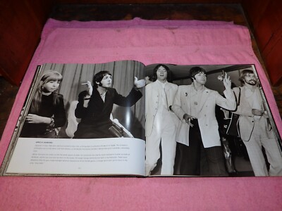 THE BEATLES PHOTOGRAPHS OF AN ICON BOOK-ISBN 978-1-4075-3949-2