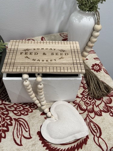 Country Decor Feed And Seed Box W Wooden Beads W Material Heart Shabby Chic - Picture 1 of 2