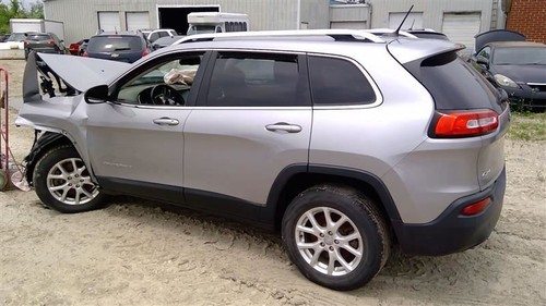 AC Compressor Fits 14-20 CHEROKEE 436826 - Picture 5 of 12
