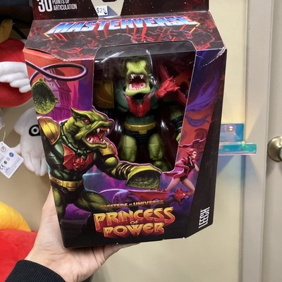 Masters of the Universe Masterverse Princess of Power Leech Action Figure