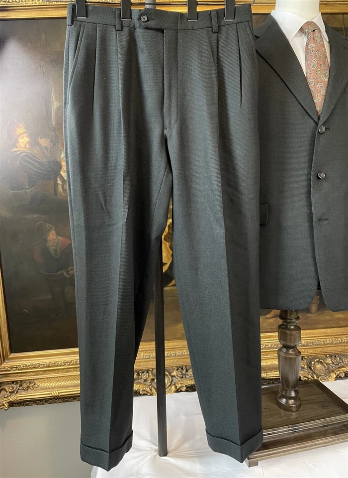 VTG Austin Reed 42R 32 x 30 2Pc USA MADE Dark Gray 100% Wool Textured 3Btn Suit - Image 2 of 4
