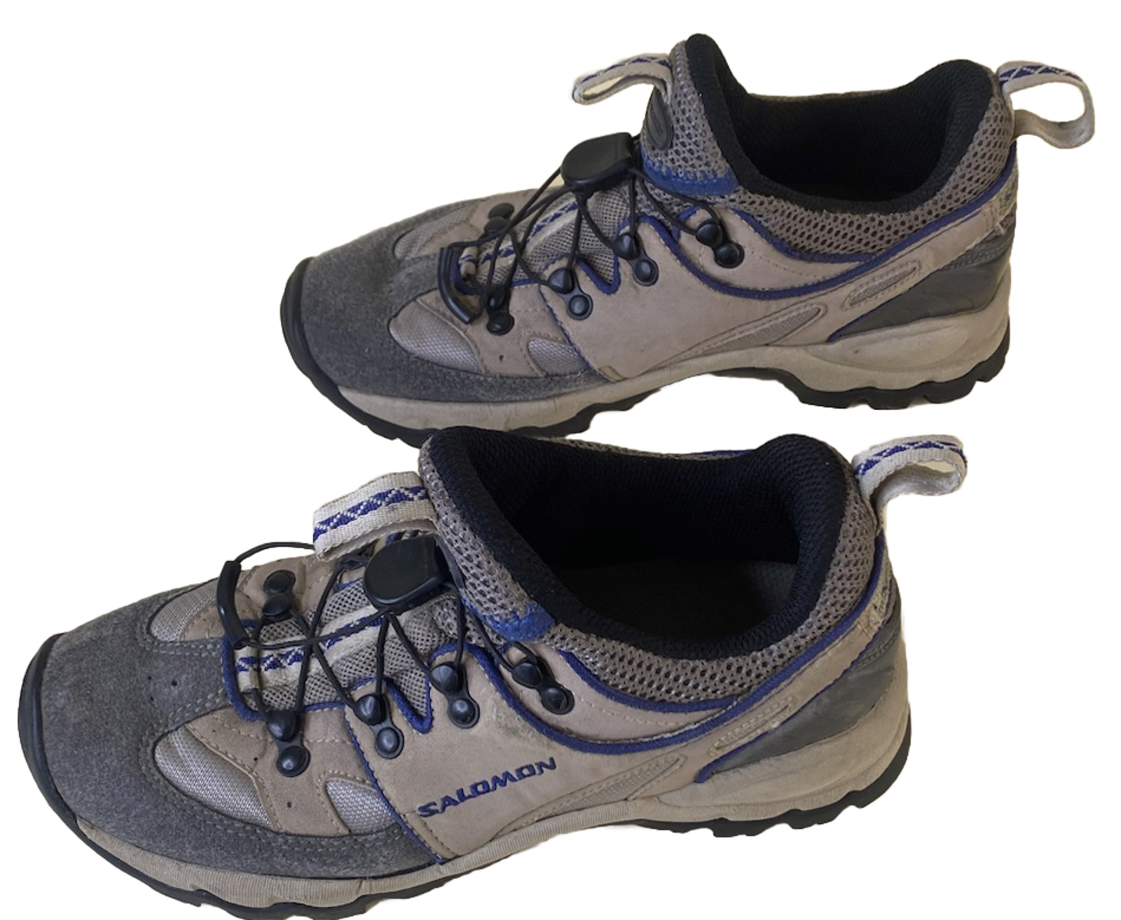 Scarpe da trail running grigie Salomon Trail Running da donna taglia 7 grigio pizzo con cavo