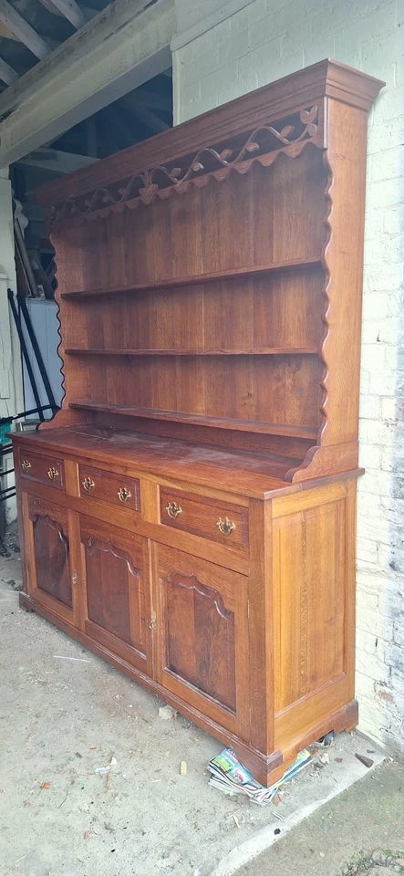 Vintage Solid Oak Welsh Dresser  Open Shelving, Drawers & Cupboards can deliver  - Image 4 of 4