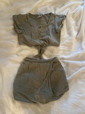 Olivia Kay matching green top and skort set. Size 7. lite wear.