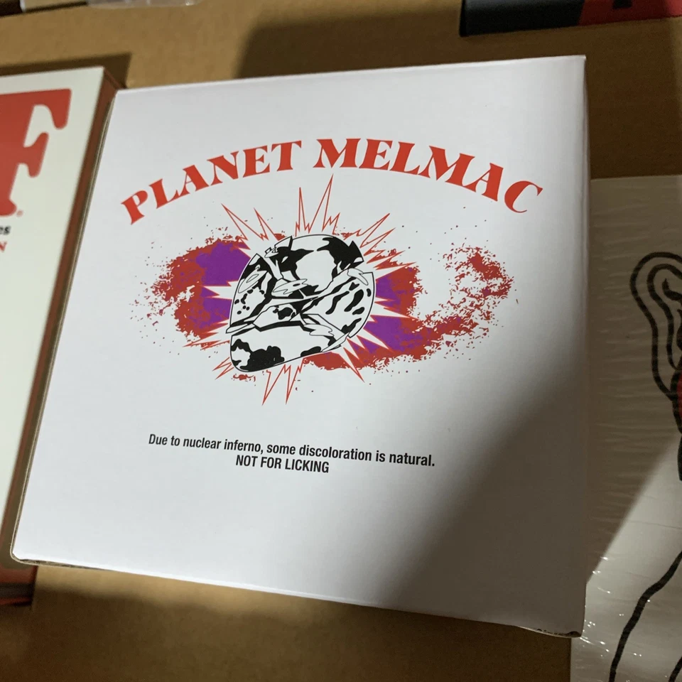 ALF Complete Series Deluxe DVD With Pin Set/Sticker/Vinyl/Lunch Box/Melmac Rock Foto 4 de 4