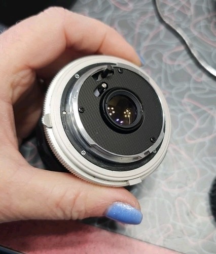 Minolta SRT 101 Konvolut mit mehreren Objektiven Tragetasche Blitz ungetestet - Bild 21 von 24