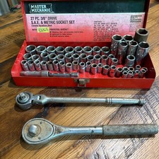 53 Socket Set Plus Two Ratchets Mixed