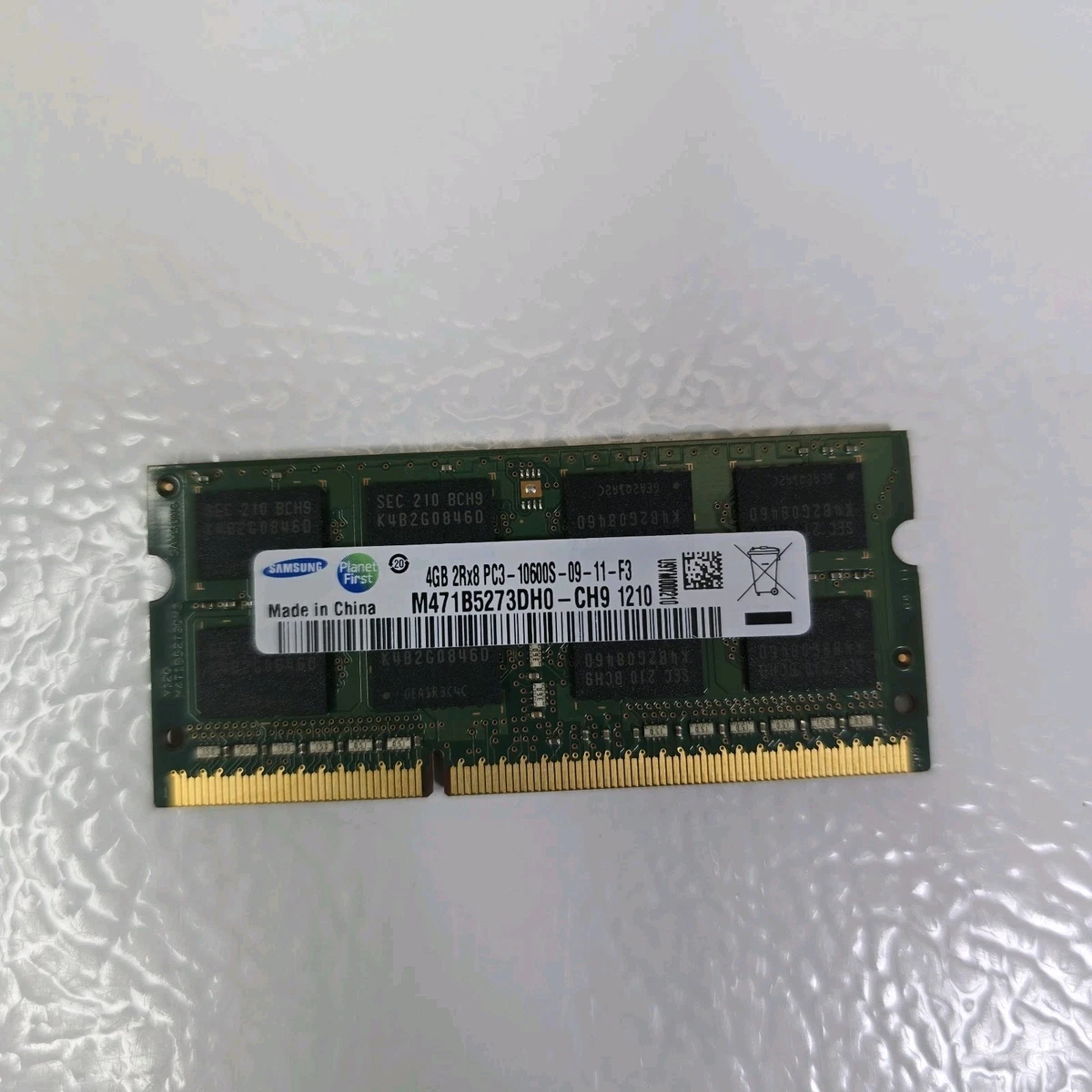 Samsung PC3-10600 (DDR3-1333) Bus Speed Computer Memory (RAM) with