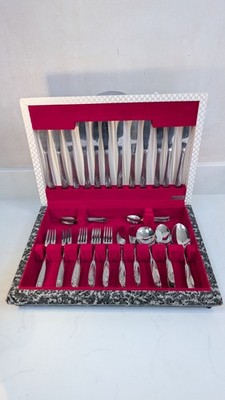 Vintage Oneida Edelstahl 60-teiliges Besteckset in Box mit Rosendesign 