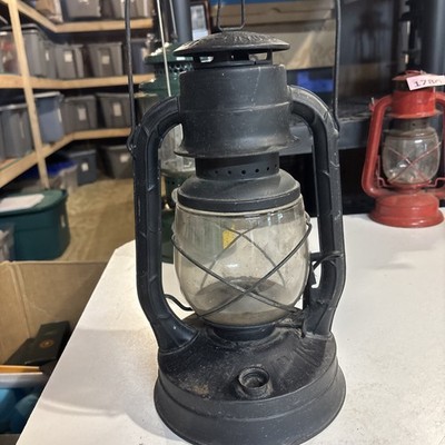 Vtg Dietz No. 2 D-Lite Kerosene Barn Lantern w Clear Glass Globe,Railroad