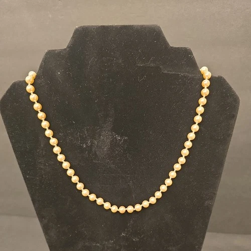 Monet Faux Pearl Necklace Cream Off White Vintage Costume Jewelry (1)