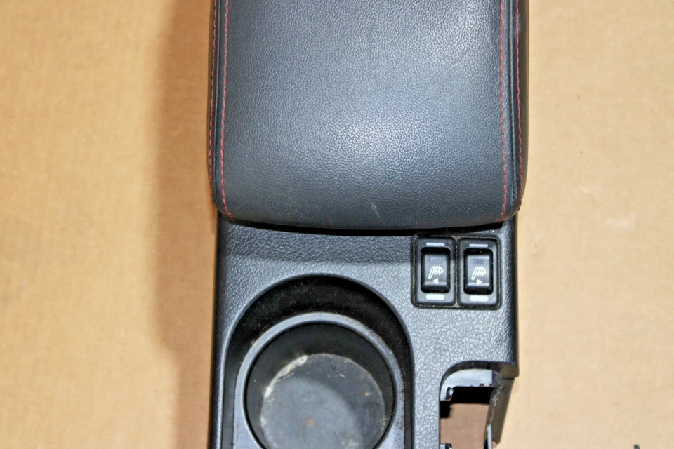 2015-2019 SUBARU WRX 中控台总成工厂座椅加热器开关 USB Aux — 第 2/4 张图片