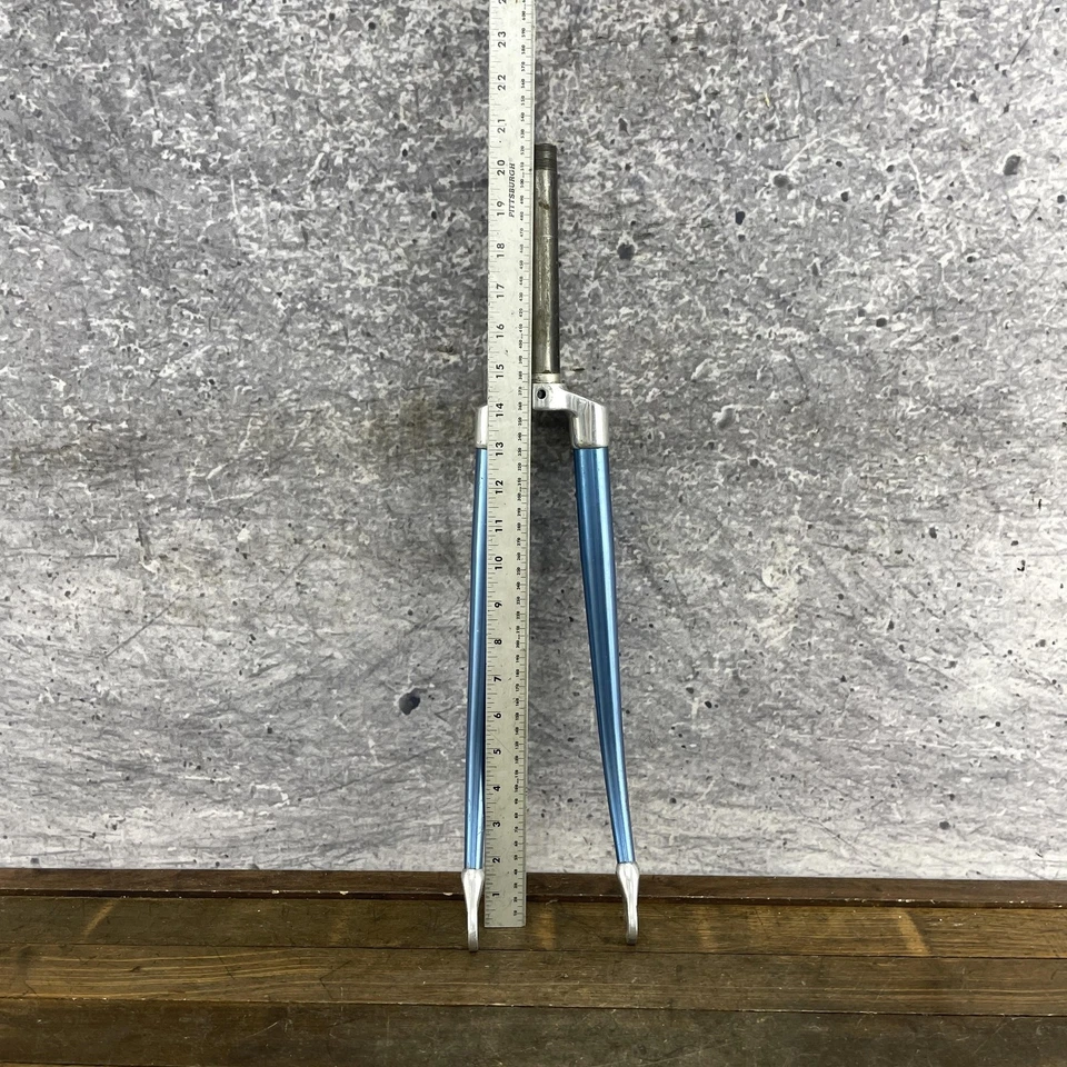 Vintage Alloy Road Bike Fork 1in Threaded Steerer 80s REPAIR Short Aluminum - Image 2 of 4