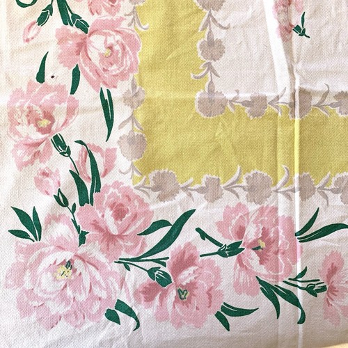 Vtg Tablecloth Pink Carnations 62.5" x 52.5" Cutters Crafters Clean/Repair *READ - Picture 3 of 9
