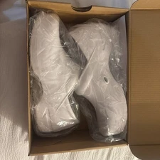 Anywear Guardian Angel Closed Toe Clogs