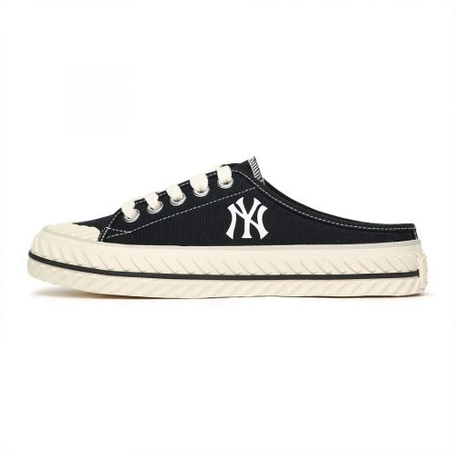 MLB PlayBall Origin Mule NY New York Yankees - Black / 3AMUUA11N-50BKS