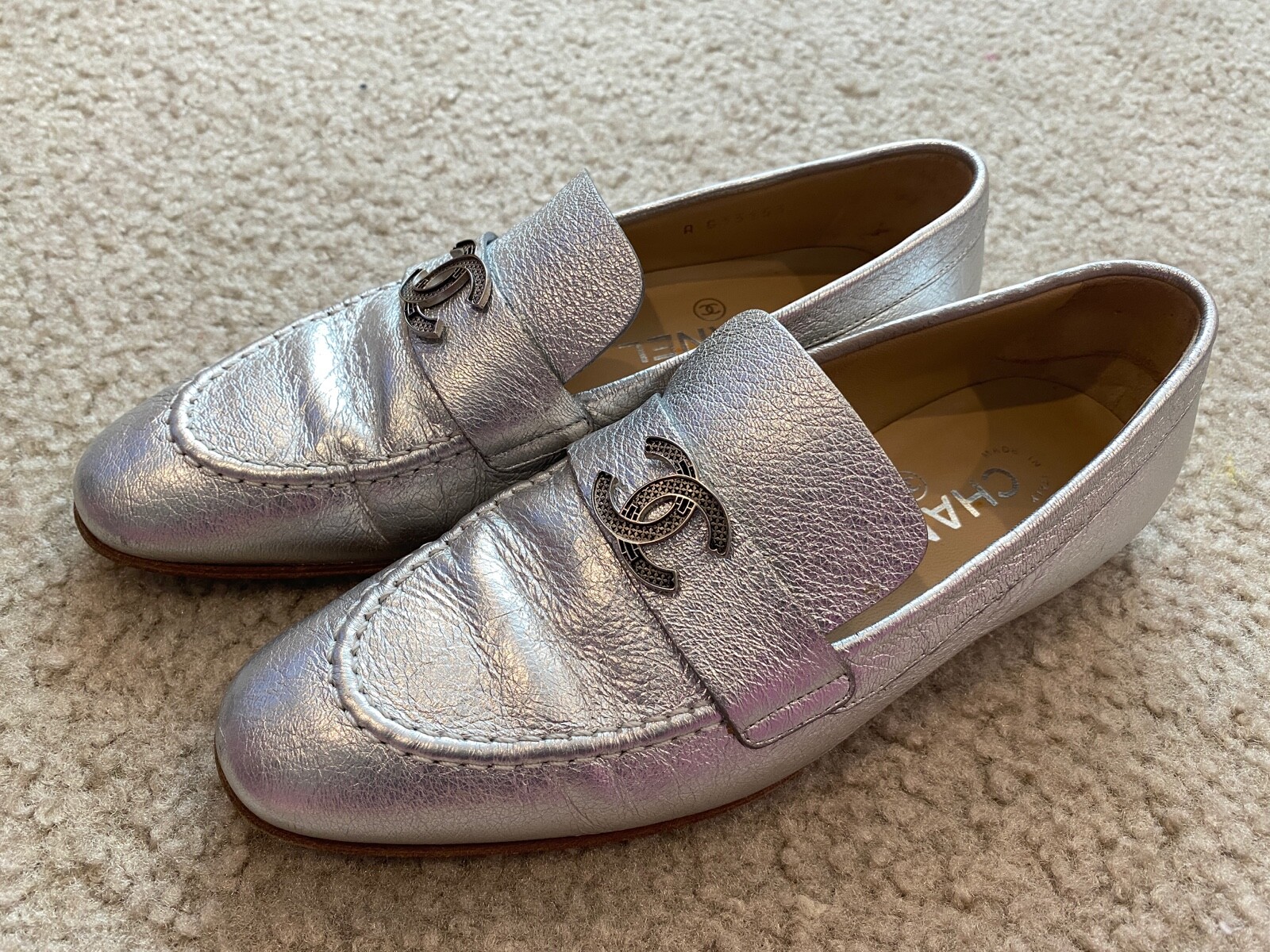 gucci metallic loafers