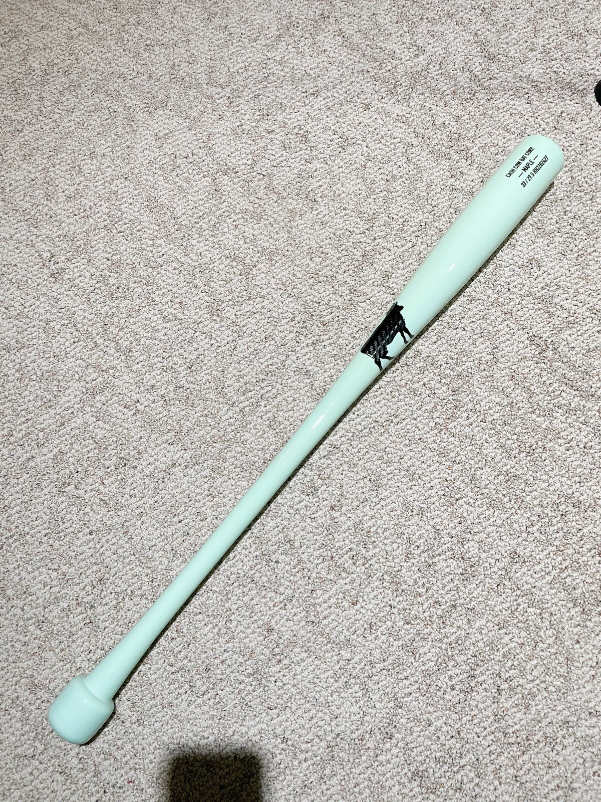 Maple Wood Baseball Bat 33in. Hockey Puck Knob. Full Cool Mint / Carbon