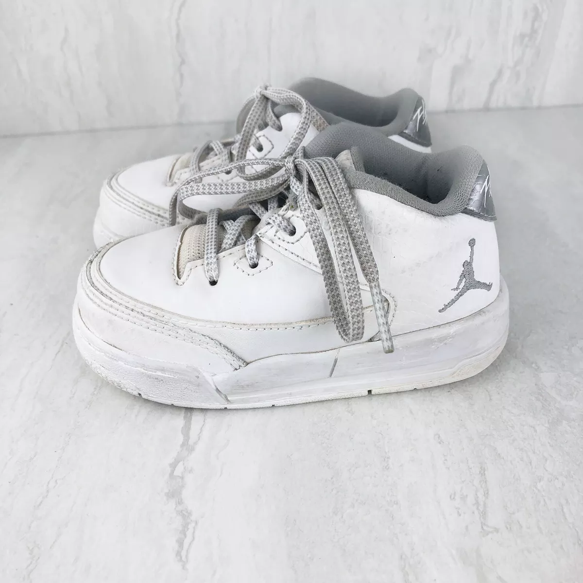 Jordan flight clearance origin 3 white