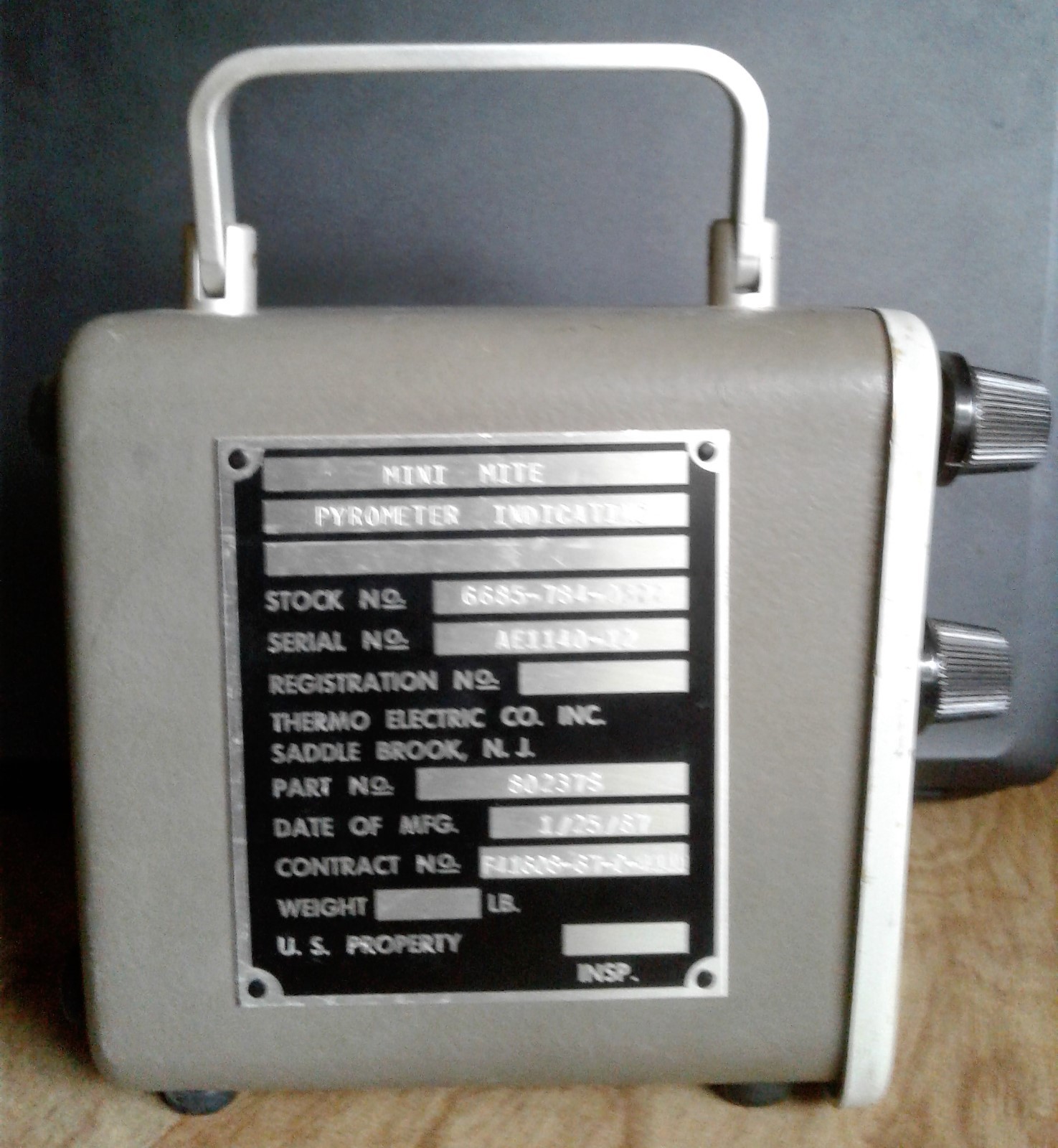 VINTAGE THERMO ELECTRIC MINIMITE POTENTIOMETER PYROMETER INDICATING