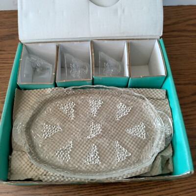 Vintage Anchor Hocking 7 Piece Serva-Snack Set Clear Glass Grapes In Box